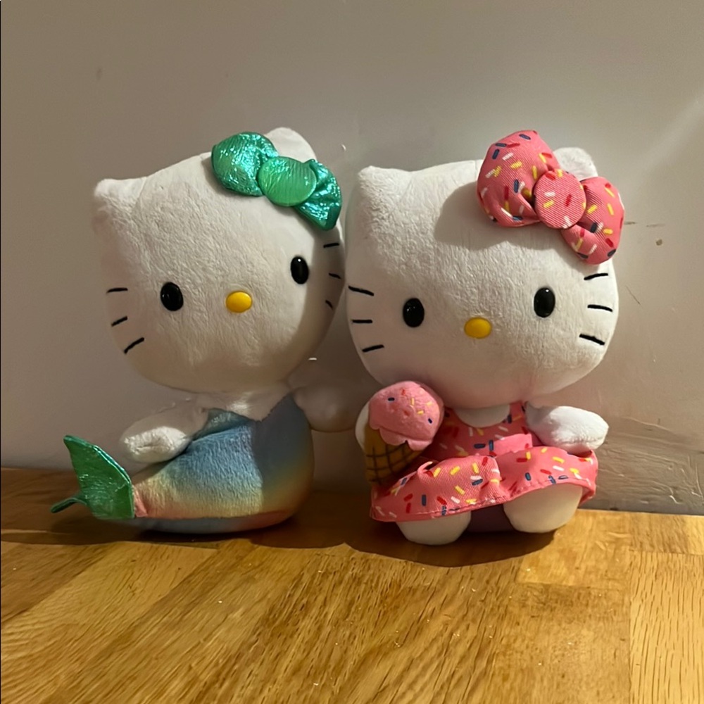 Hello Kitty Mermaid - Picture 2 of 4